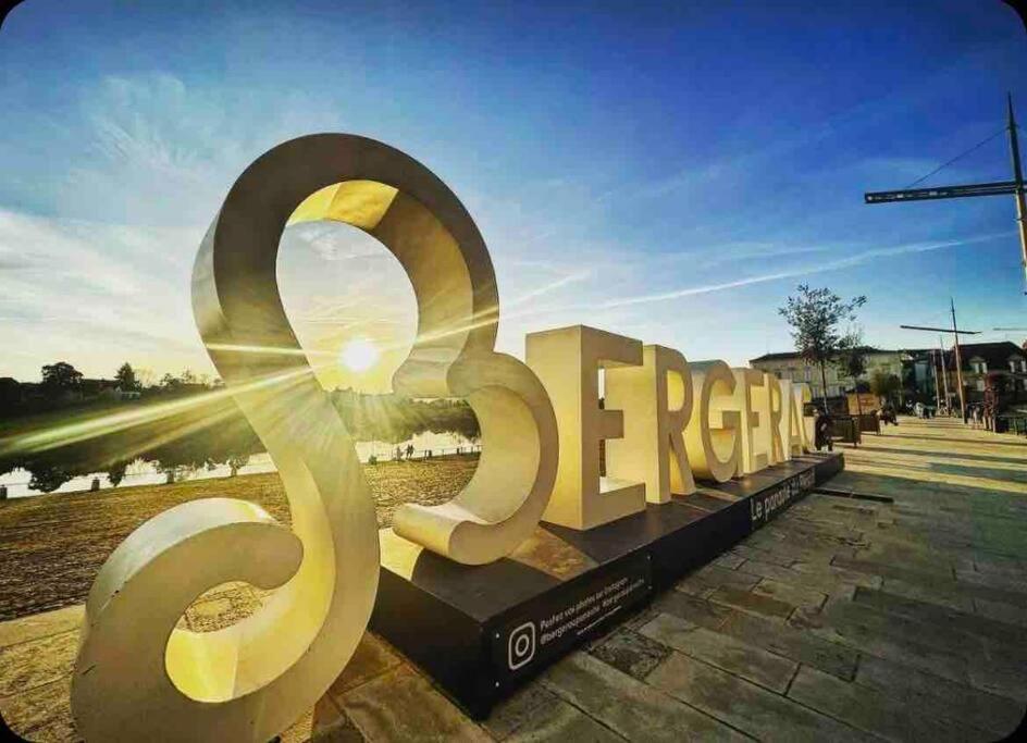 Appartamento Columna Historya 2 Bergerac Esterno foto